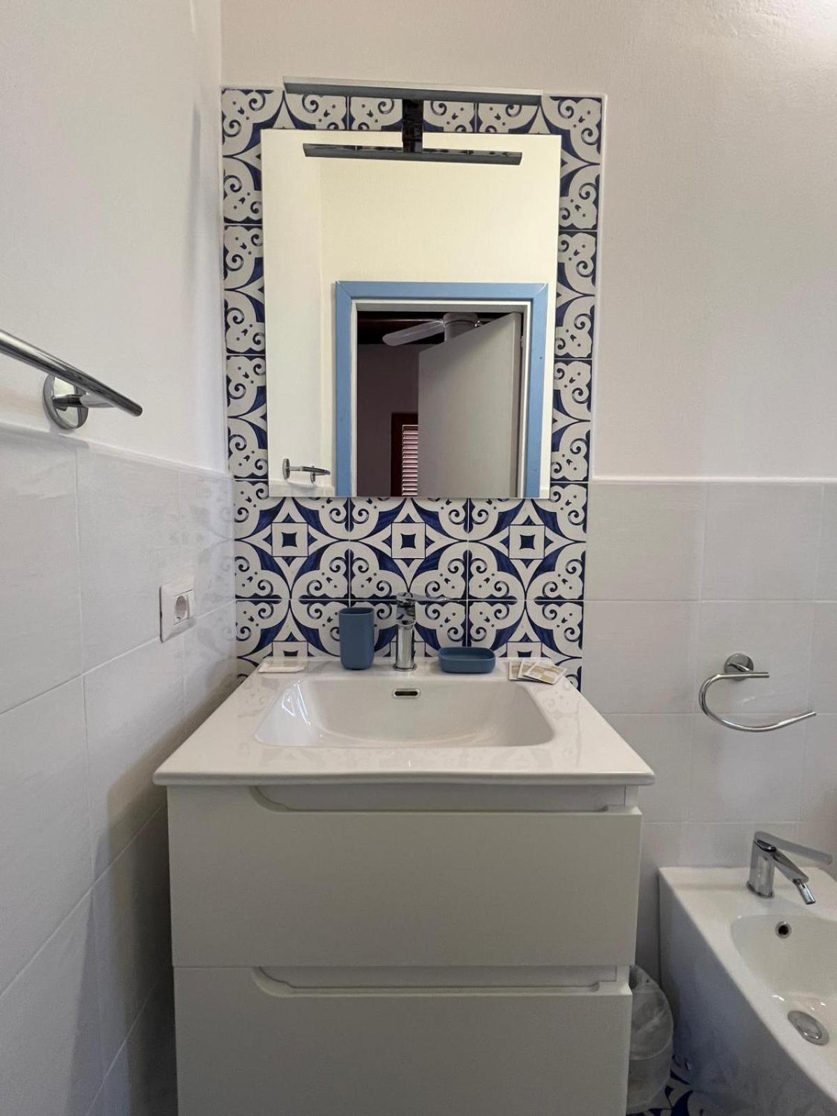 וולקאנו La Casa Al Mare Vulcano מראה חיצוני תמונה
